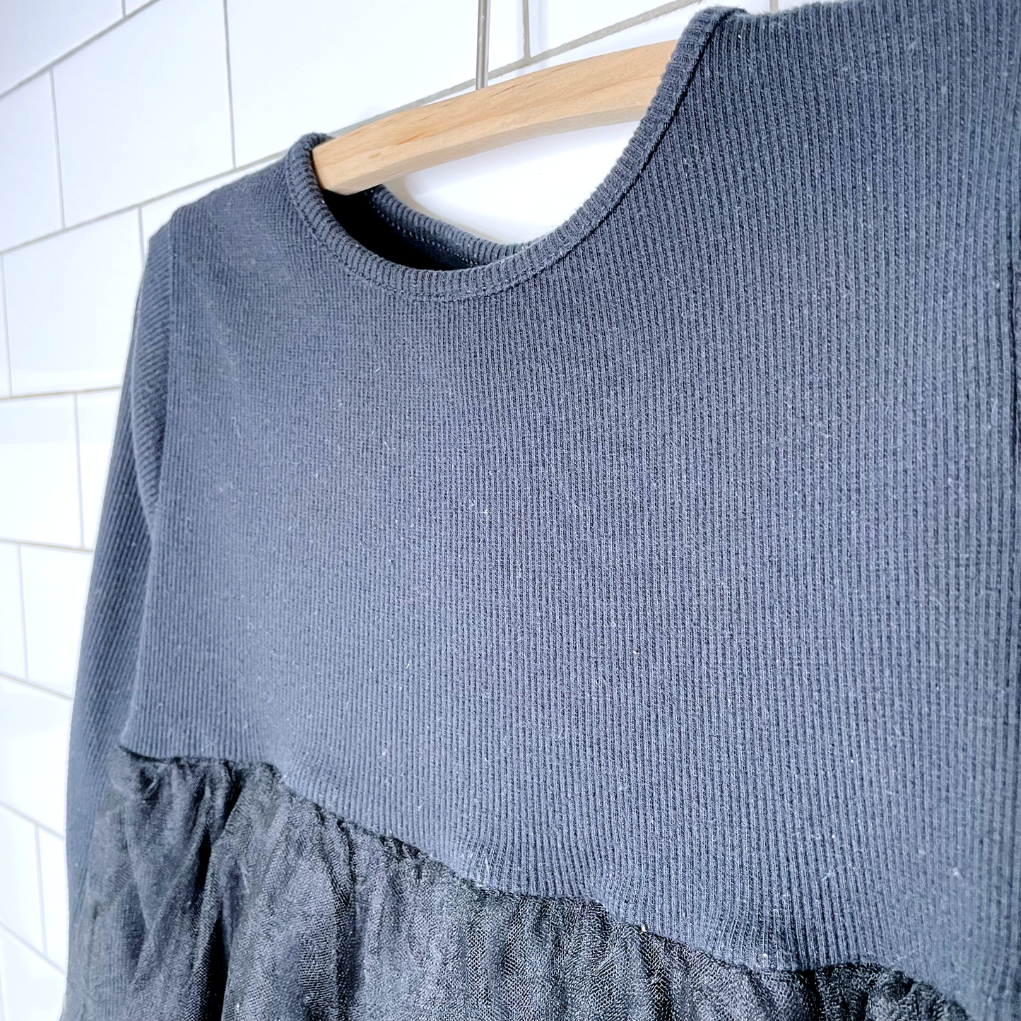 zara long sleeve ribbed tulle dress - size 4-5