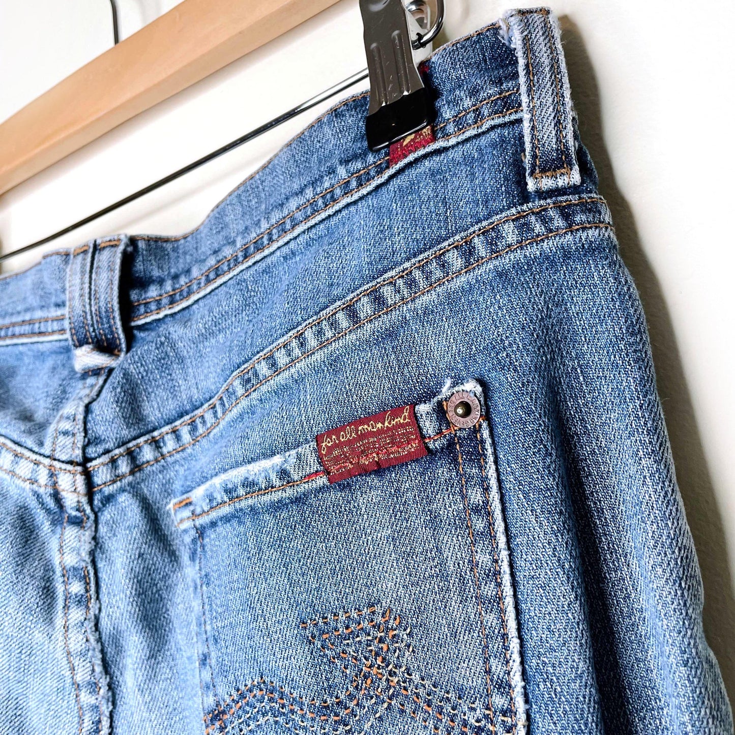 7 for all mankind rocker low rise bootcut jeans - size 26