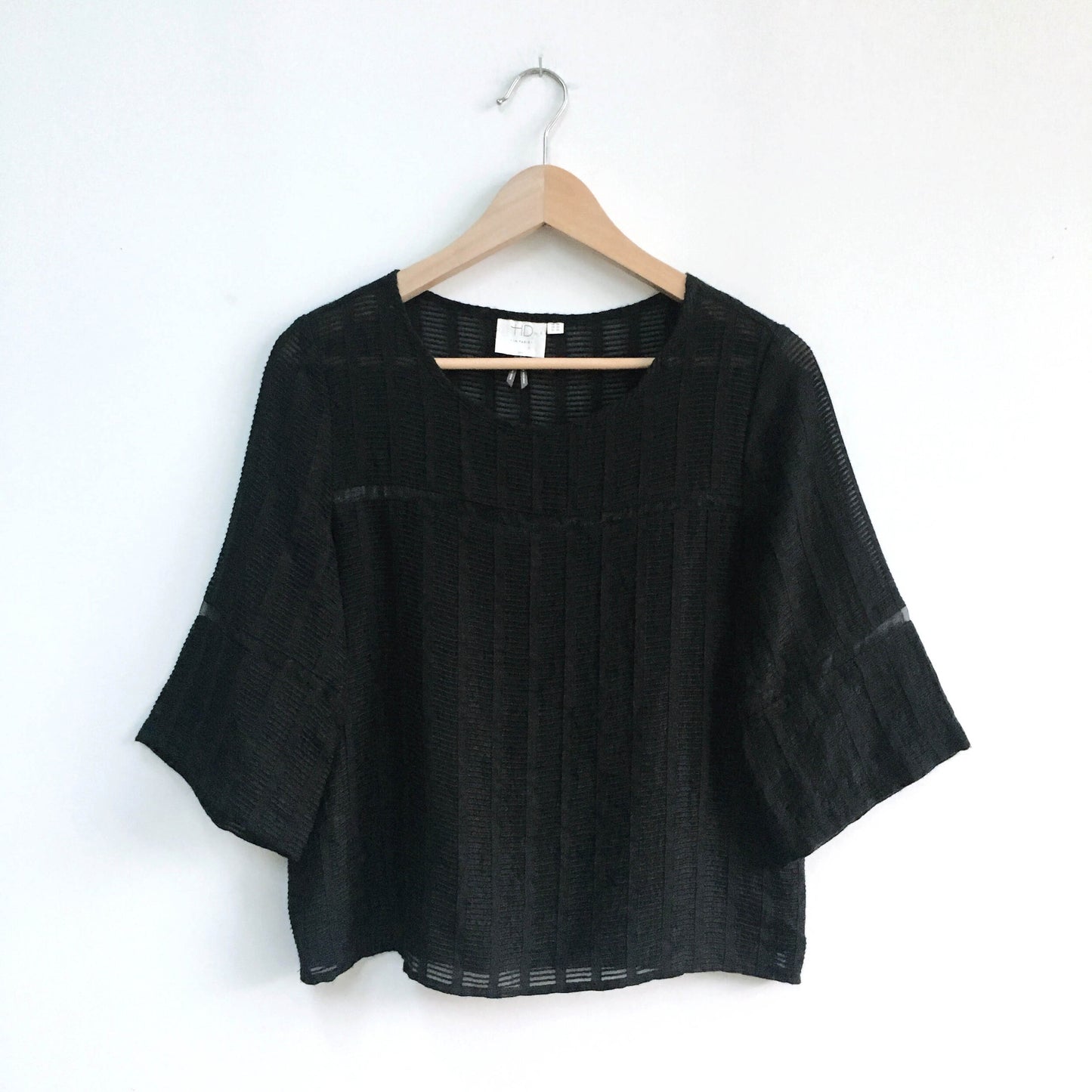 HD in Paris Tracery Tee - size 4