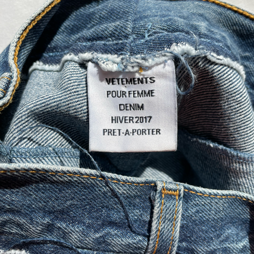 vetements x levi's reconstructed high rise straight leg jeans - size 25/26