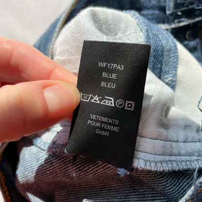 vetements x levi's reconstructed high rise straight leg jeans - size 25/26