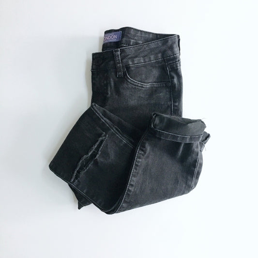 London Denim Low Rise Skinny Jean - size 3