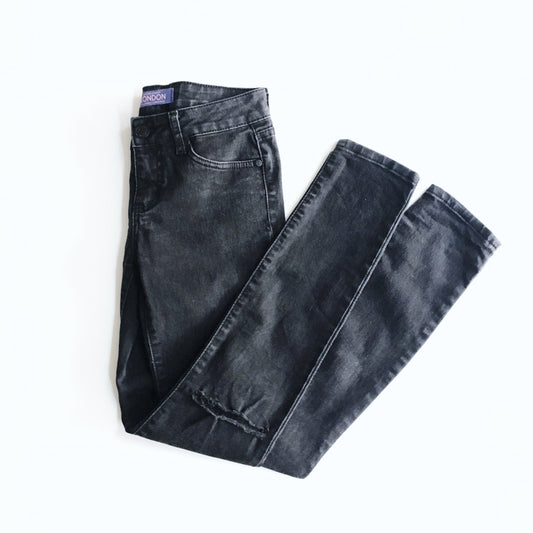 London Denim Low Rise Skinny Jean - size 3