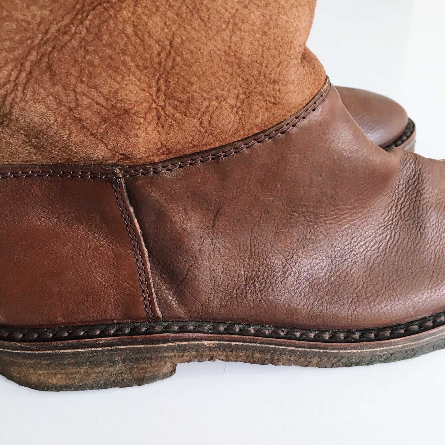 Pegabo Sheepskin Brown Boots - size 41