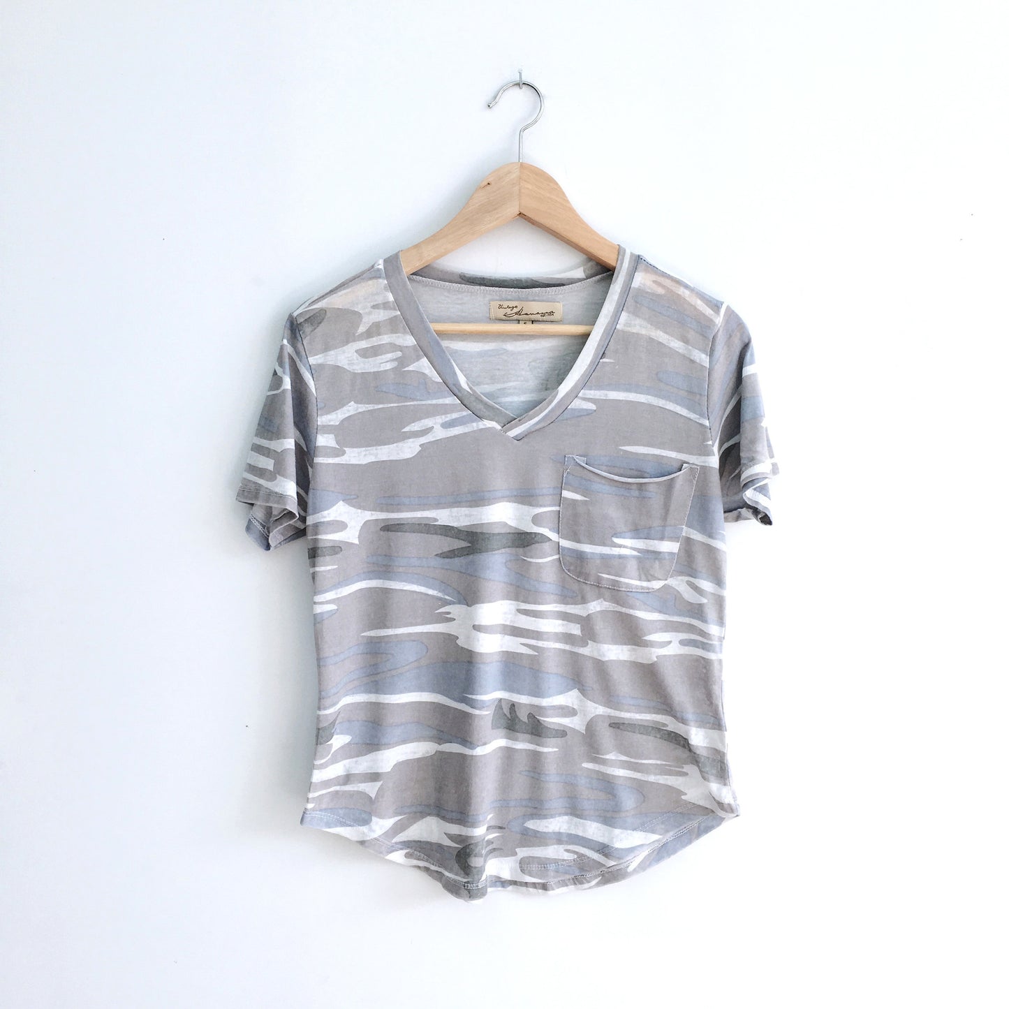 Vintage Havana Camo Pocket Tee - size Small