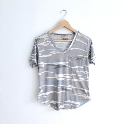 Vintage Havana Camo Pocket Tee - size Small