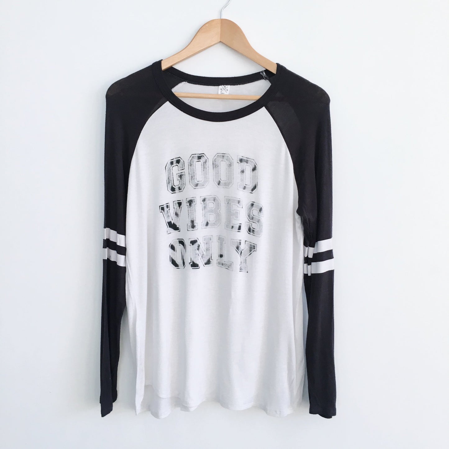 WSS Why So Serious Good Vibes Baseball Tee - Size Medium