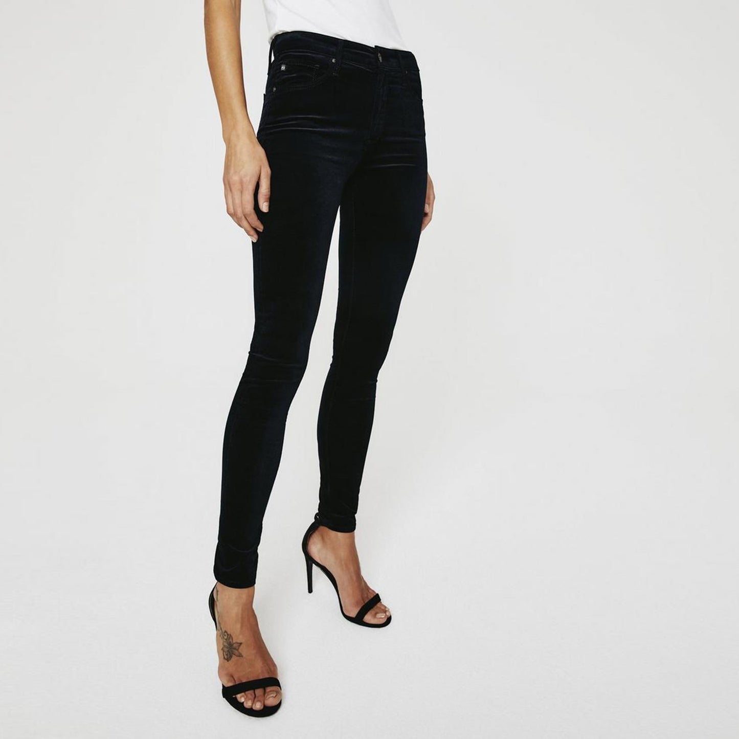 ag the farrah high rise skinny black velvet pants - size 26