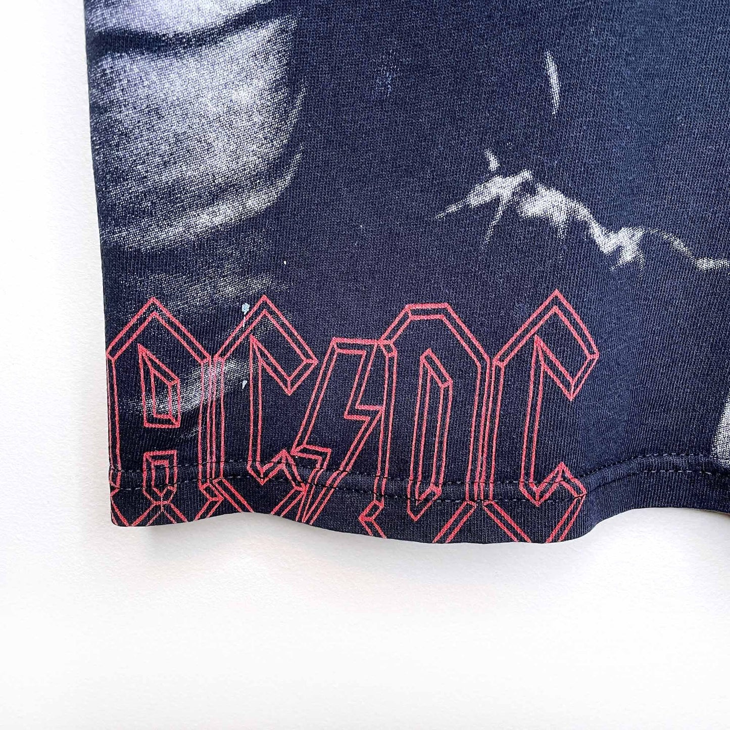 acdc angus young horns graphic band tee - size small
