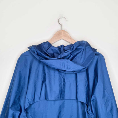 active packable waterproof windbreaker - size large