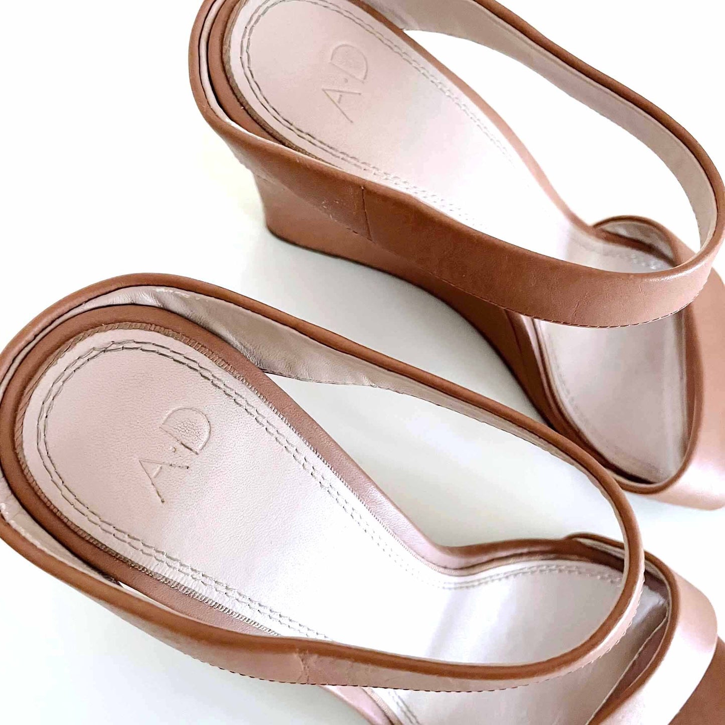 ad & daughters leather bromwich wedge sandals - size 7.5