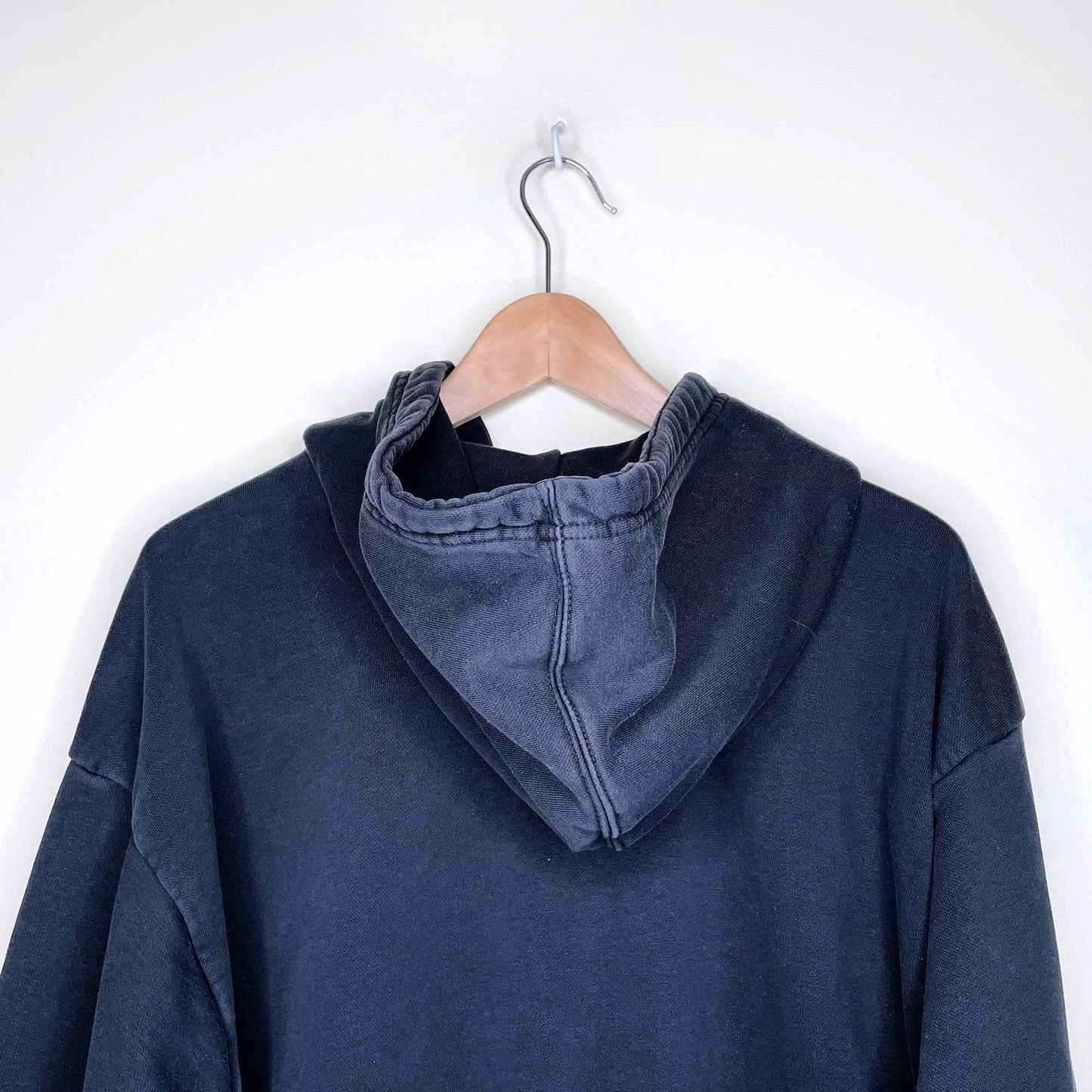 adidas large trefoil hooded sweatshirt - size medium