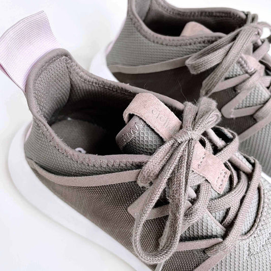 adidas tubular viral 2.0 two tone sneakers - size 7