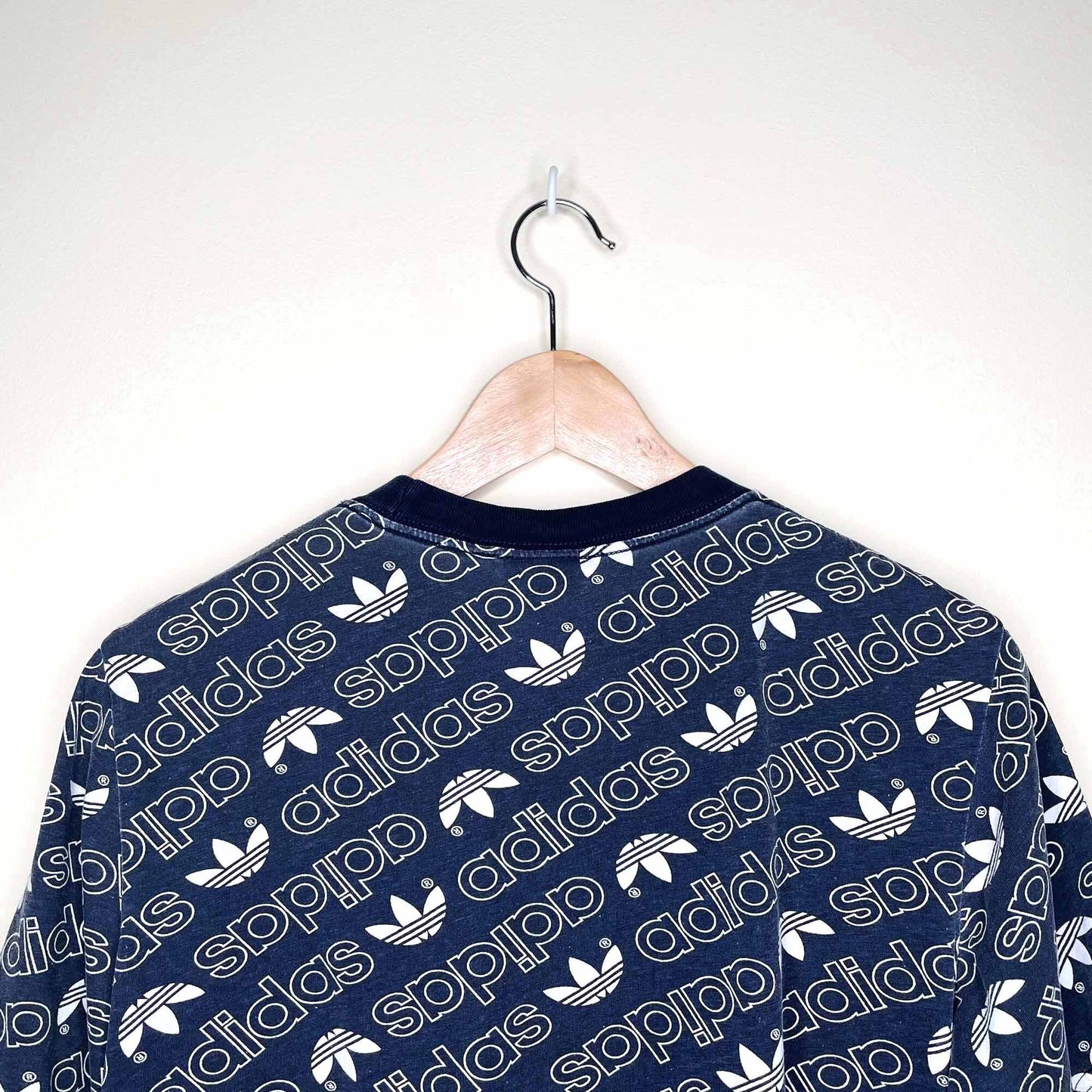 adidas trefoil logo step and repeat ringer tee - size small