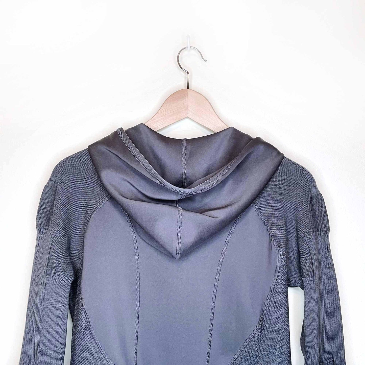 adidas stella mccartney grey run midlayer hooded jacket - size large