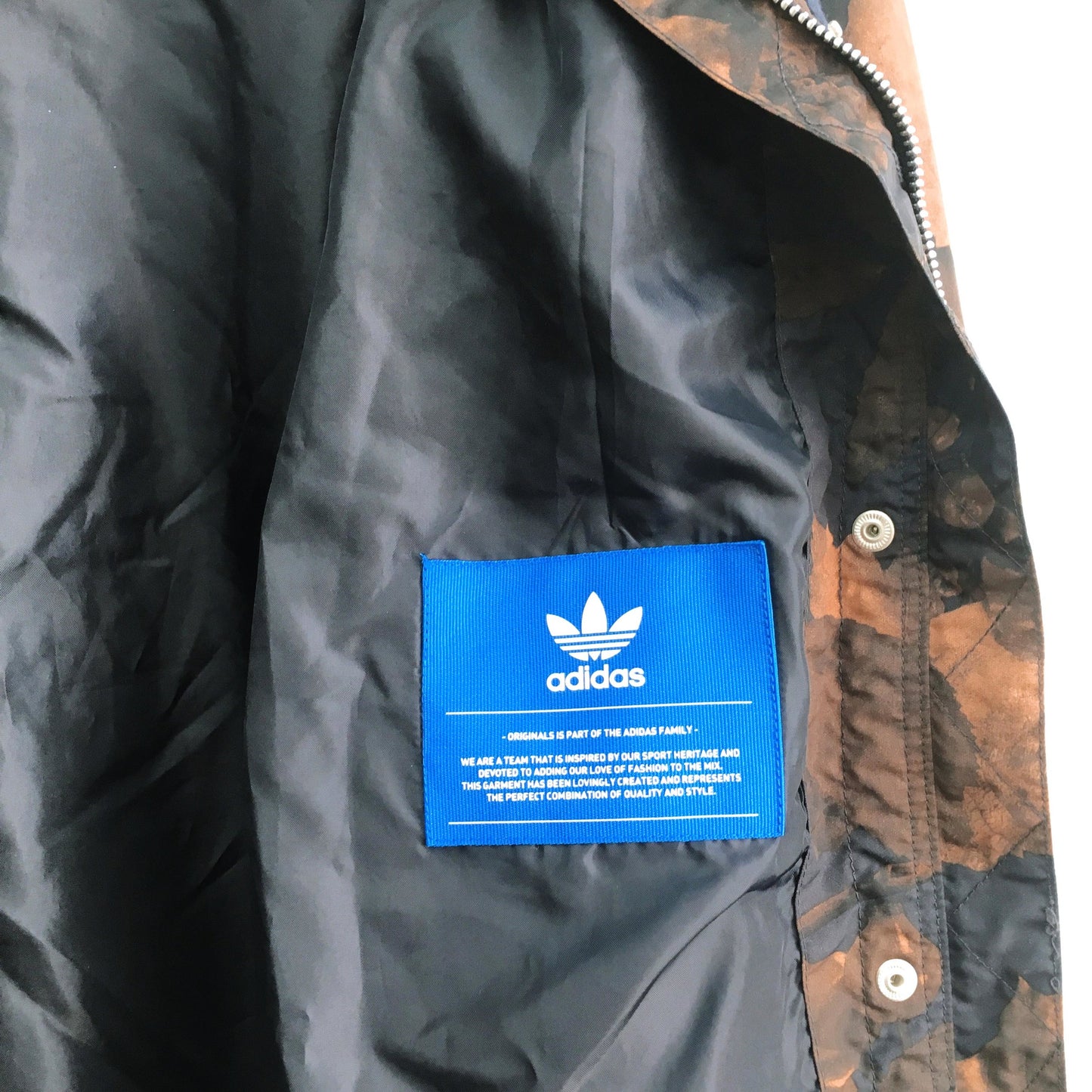 Adidas Leaf Camo Jacket - size xs
