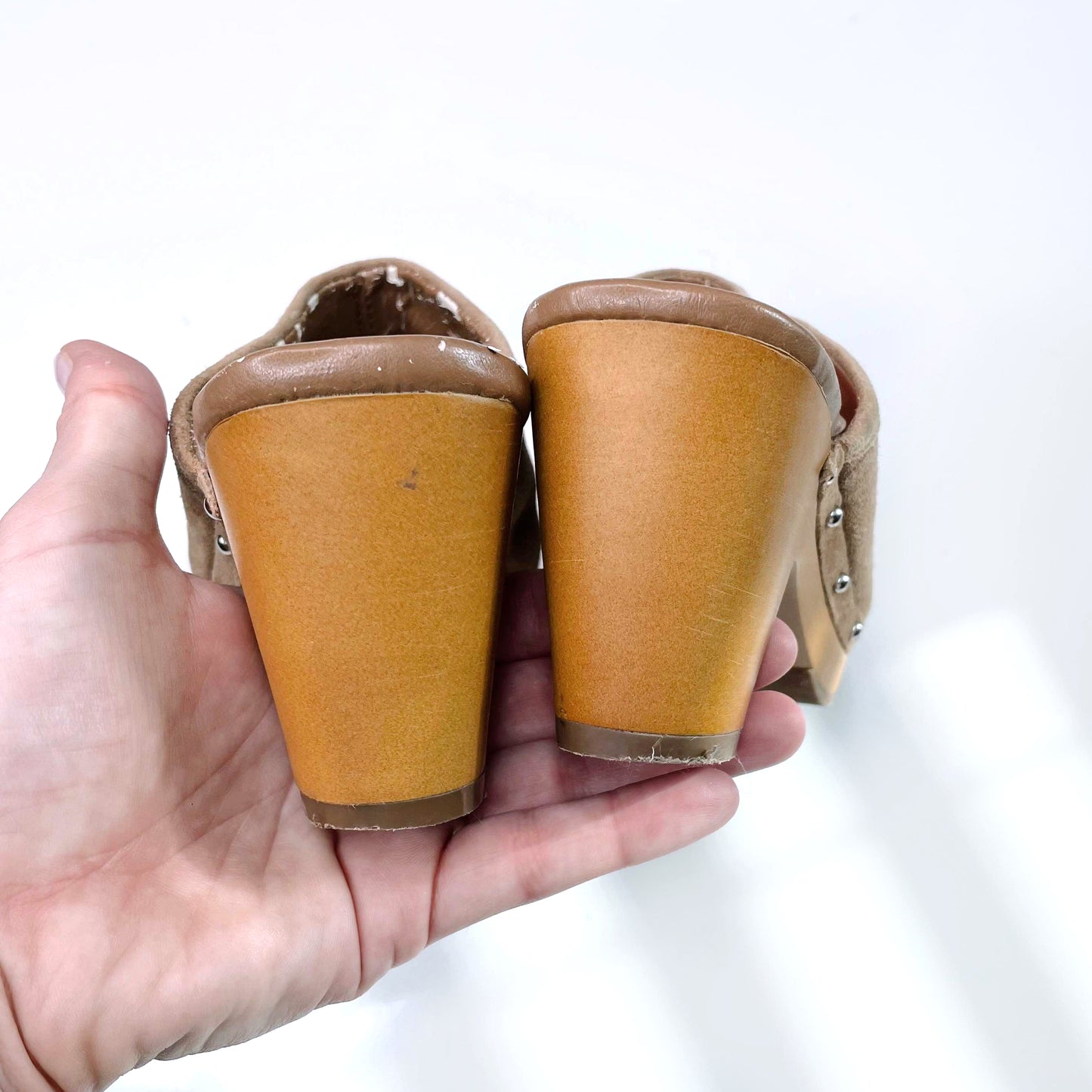 vintage american eagle tan suede wooden clogs - size 7