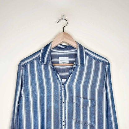 nwt american eagle striped chambray boyfriend fit button down - size xs