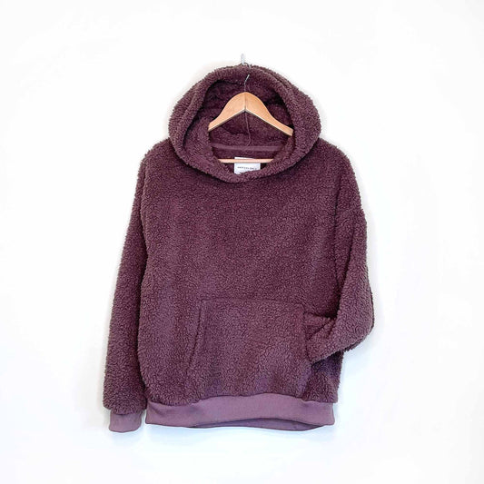 american eagle purple sherpa teddy hoodie - size medium