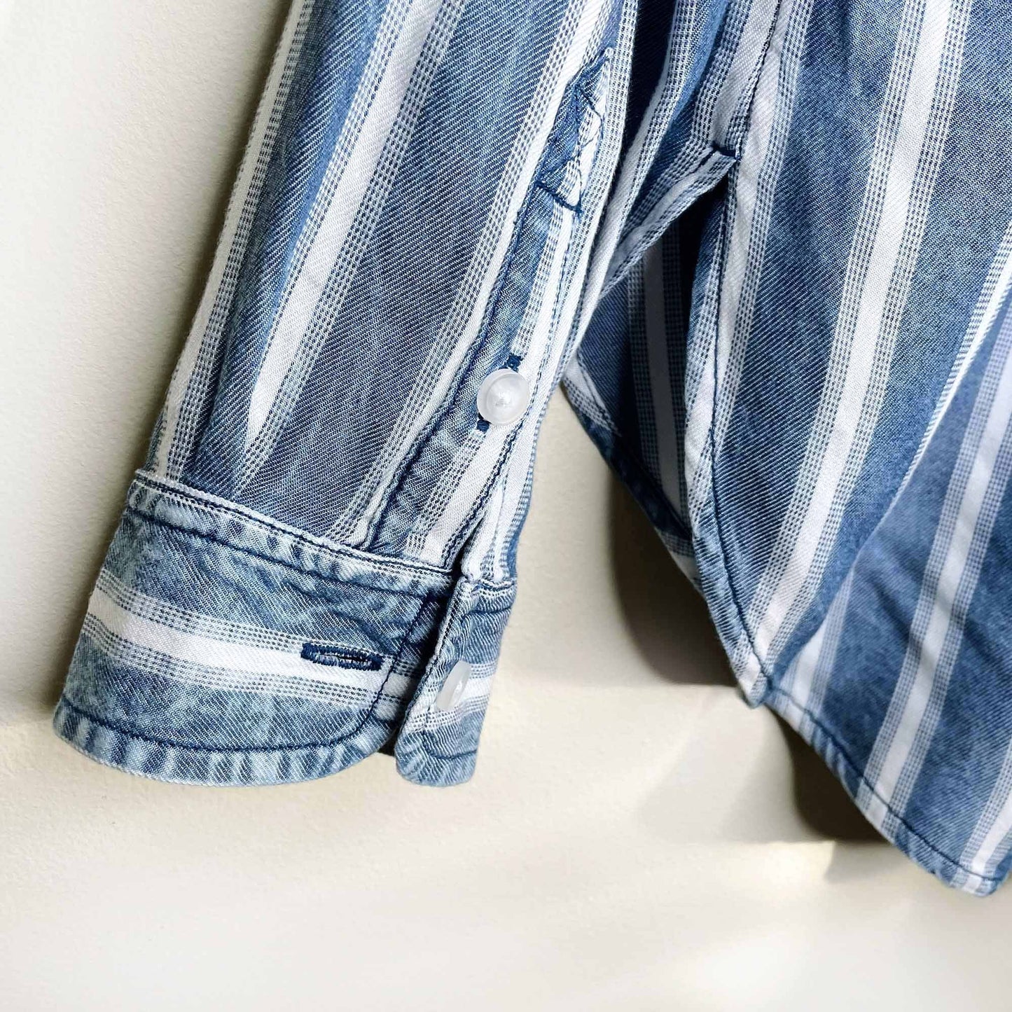 nwt american eagle striped chambray boyfriend fit button down - size xs