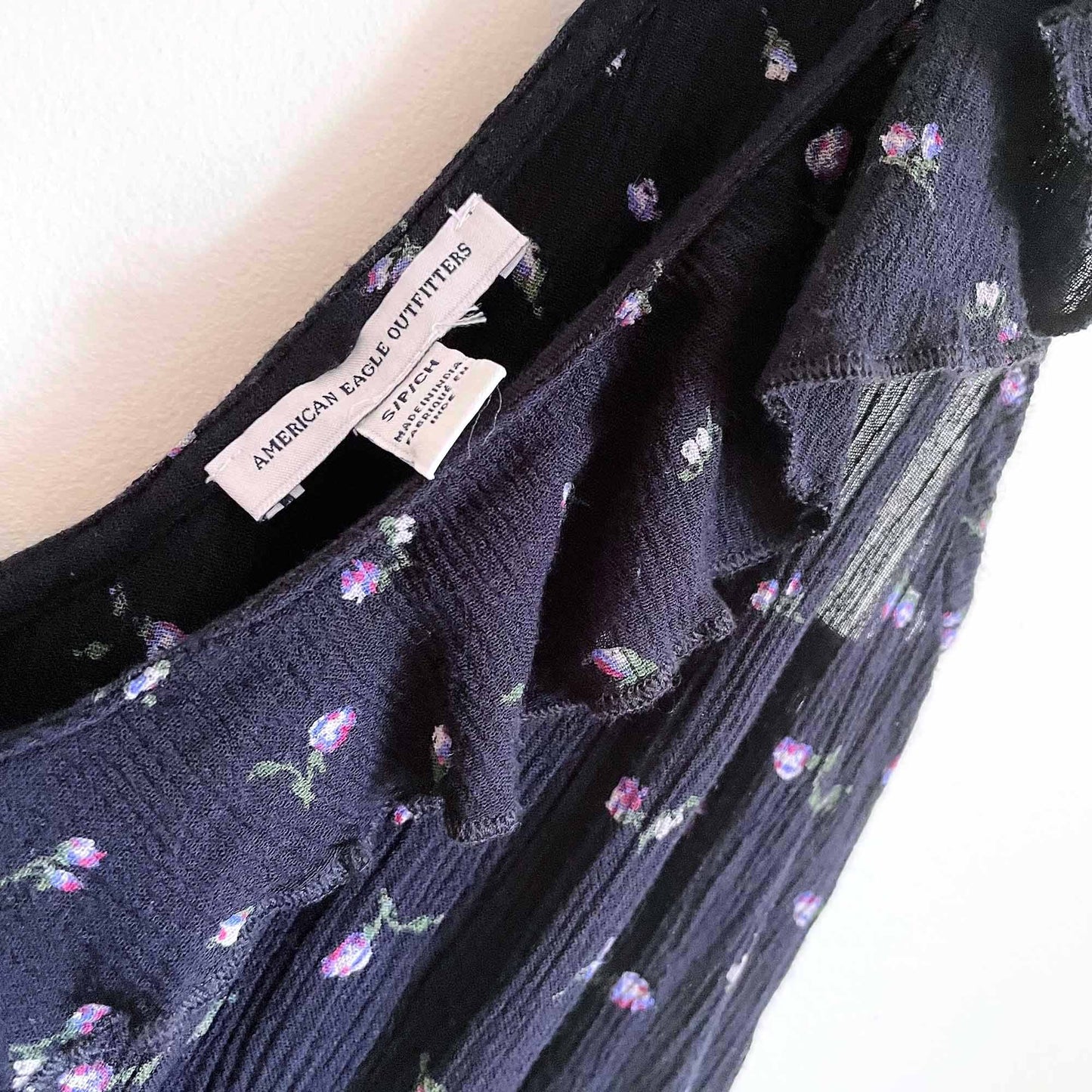 american eagle peplem v-neck ruffle tank top - size small