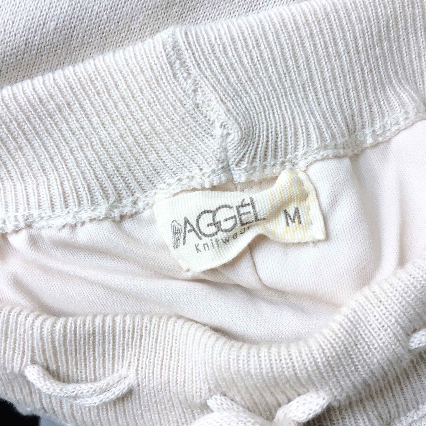 Aggél knitwear cropped pom pom pants - size Medium