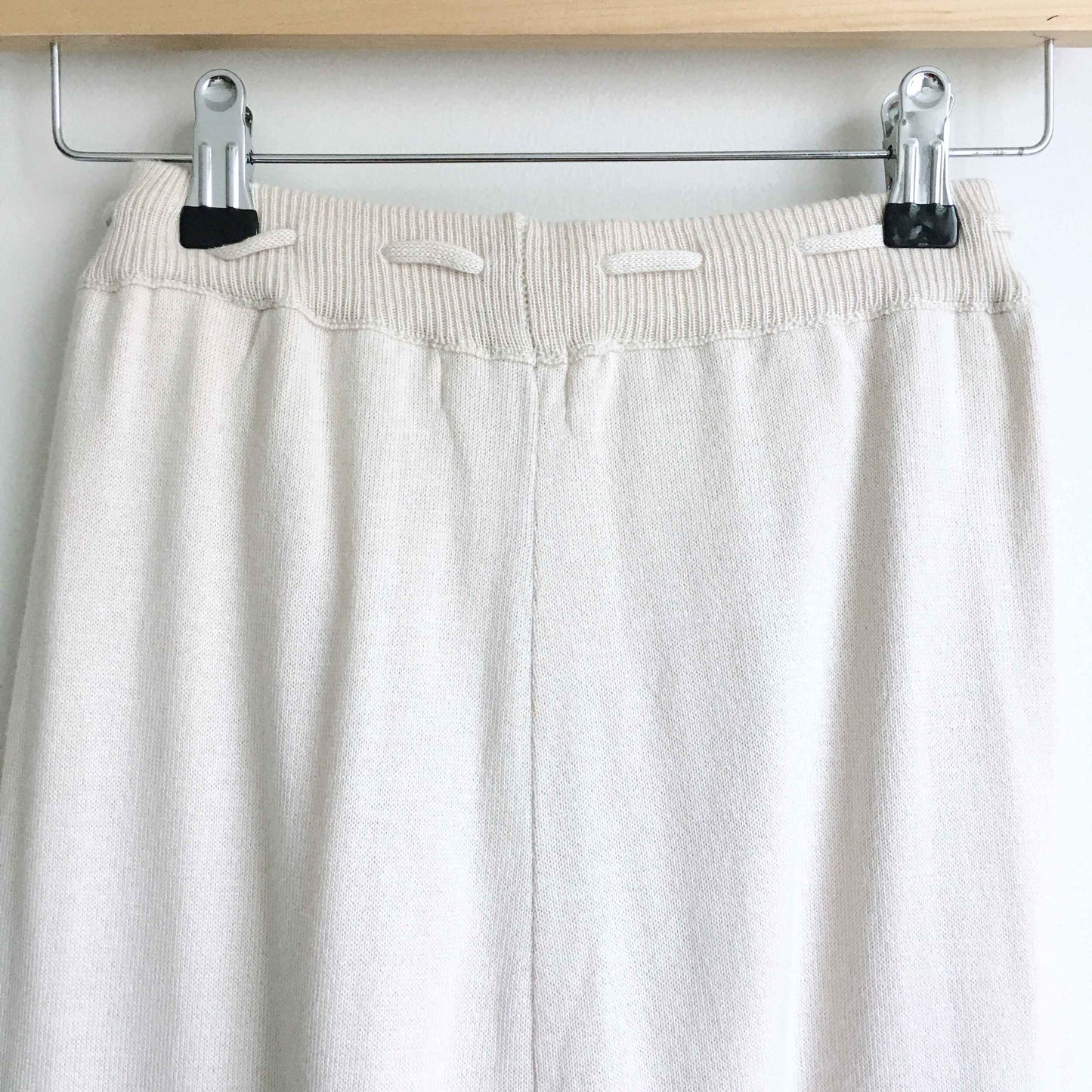 Aggél knitwear cropped pom pom pants - size Medium