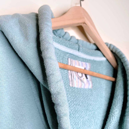 akemi + kin sleeveless oversized hoodie - size medium