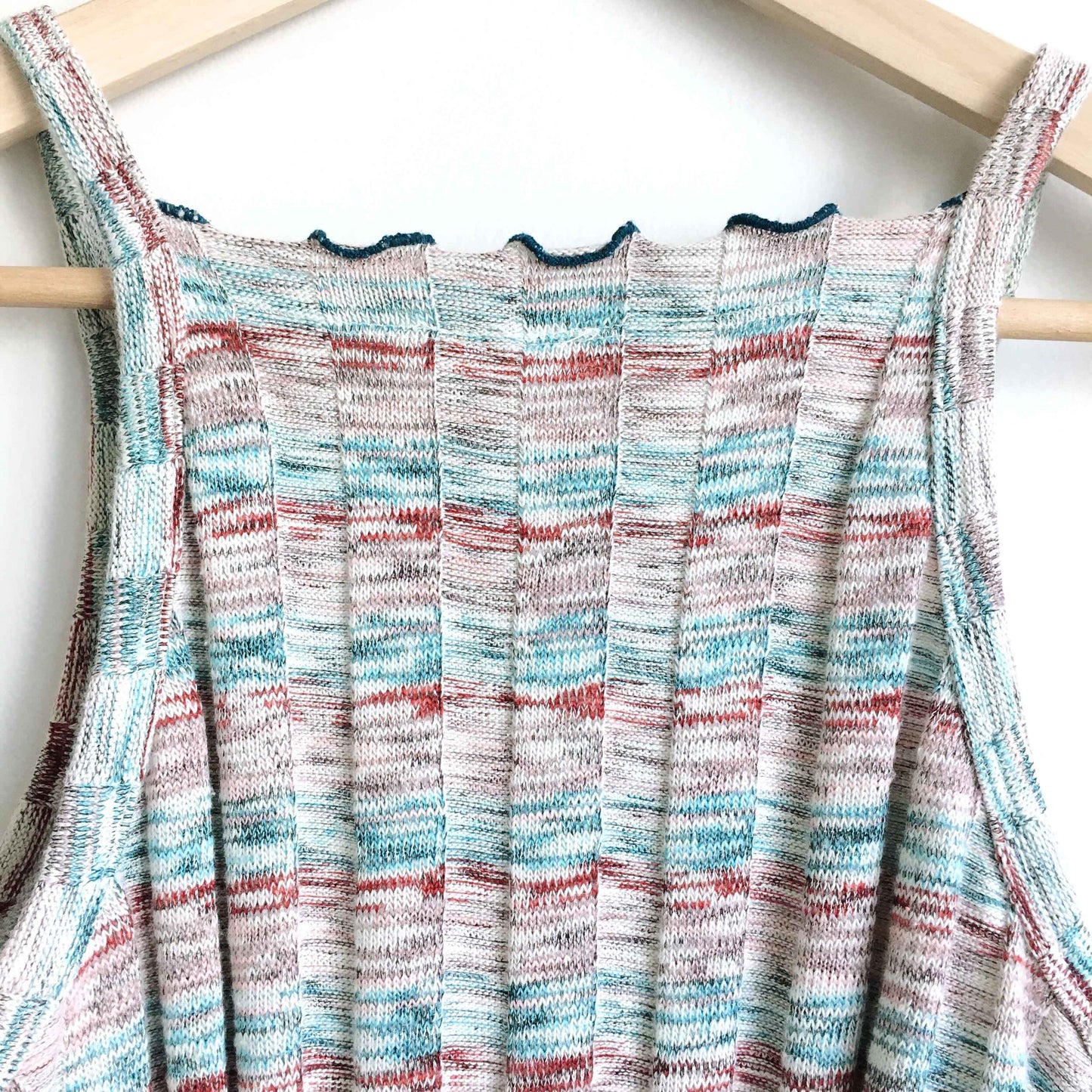 Akemi + Kin Kayden knit tank - size Medium