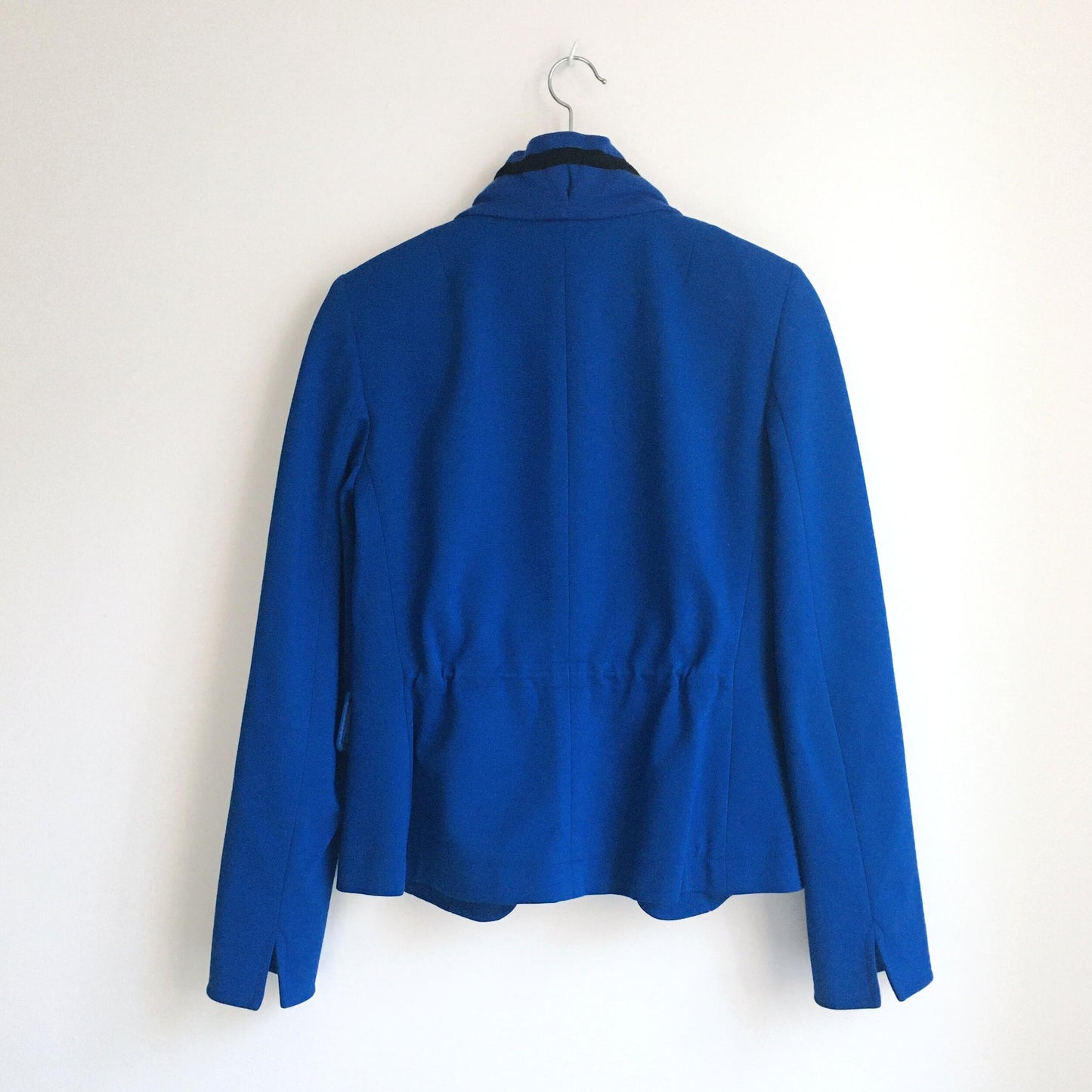 Akris Punto Drawstring Collar Jacket - size 8