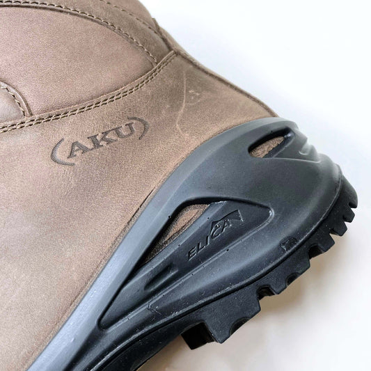 aku tribute II LTR brown leather hiking boots - size 6M / 9W