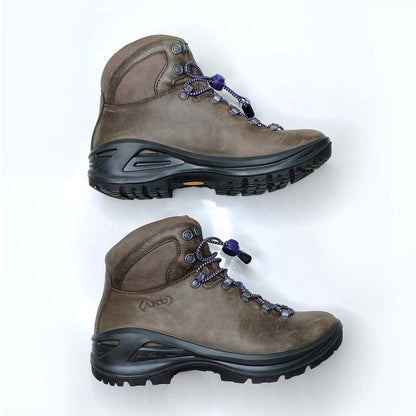 aku tribute II LTR brown leather hiking boots - size 6M / 9W