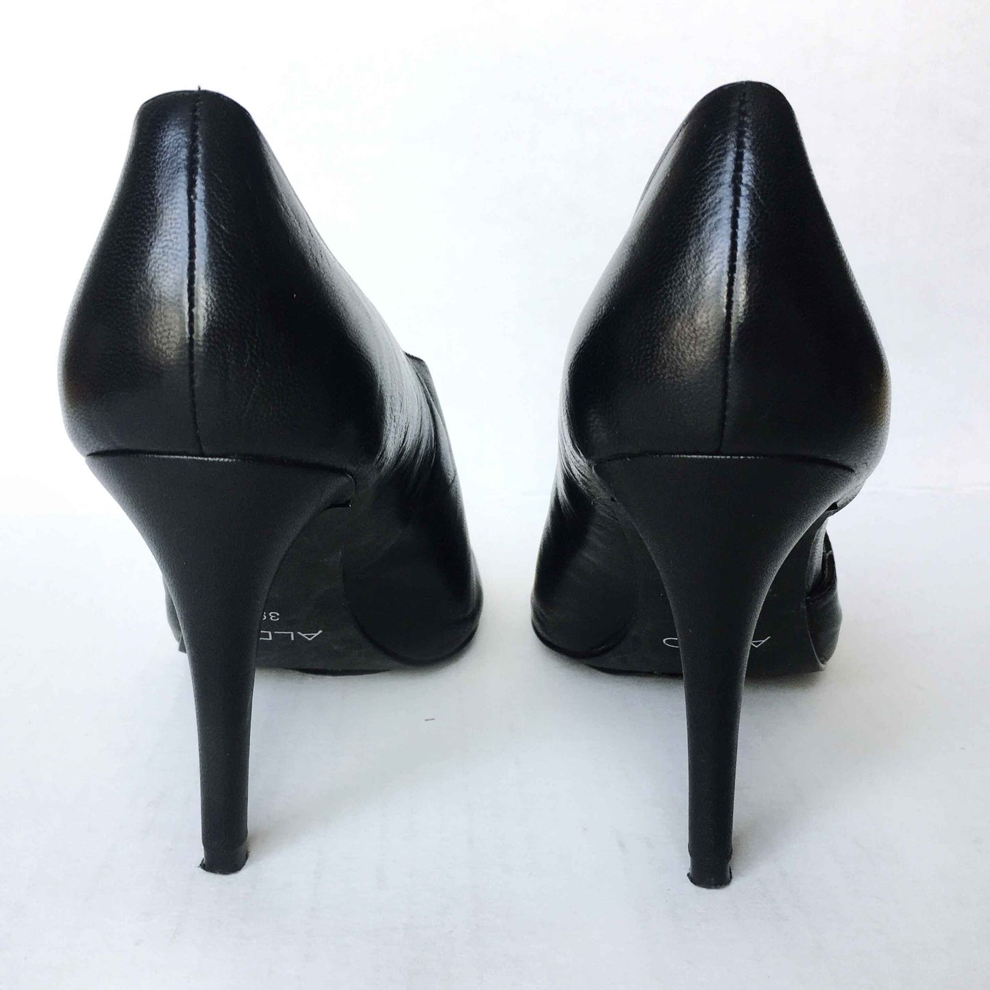 Aldo side cut out peep toe leather heel - size 39