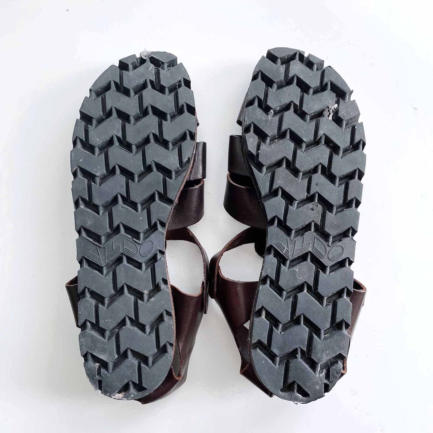 vintage aldo 50's style leather woven fisherman sandal - size 40