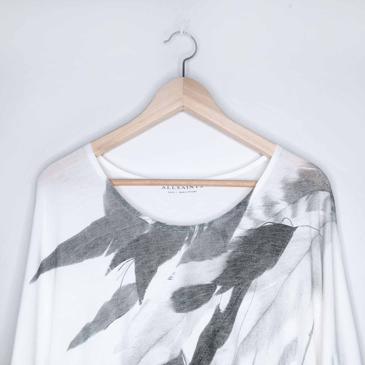 All Saints oversized feather dreams t-shirt - size xs/sm