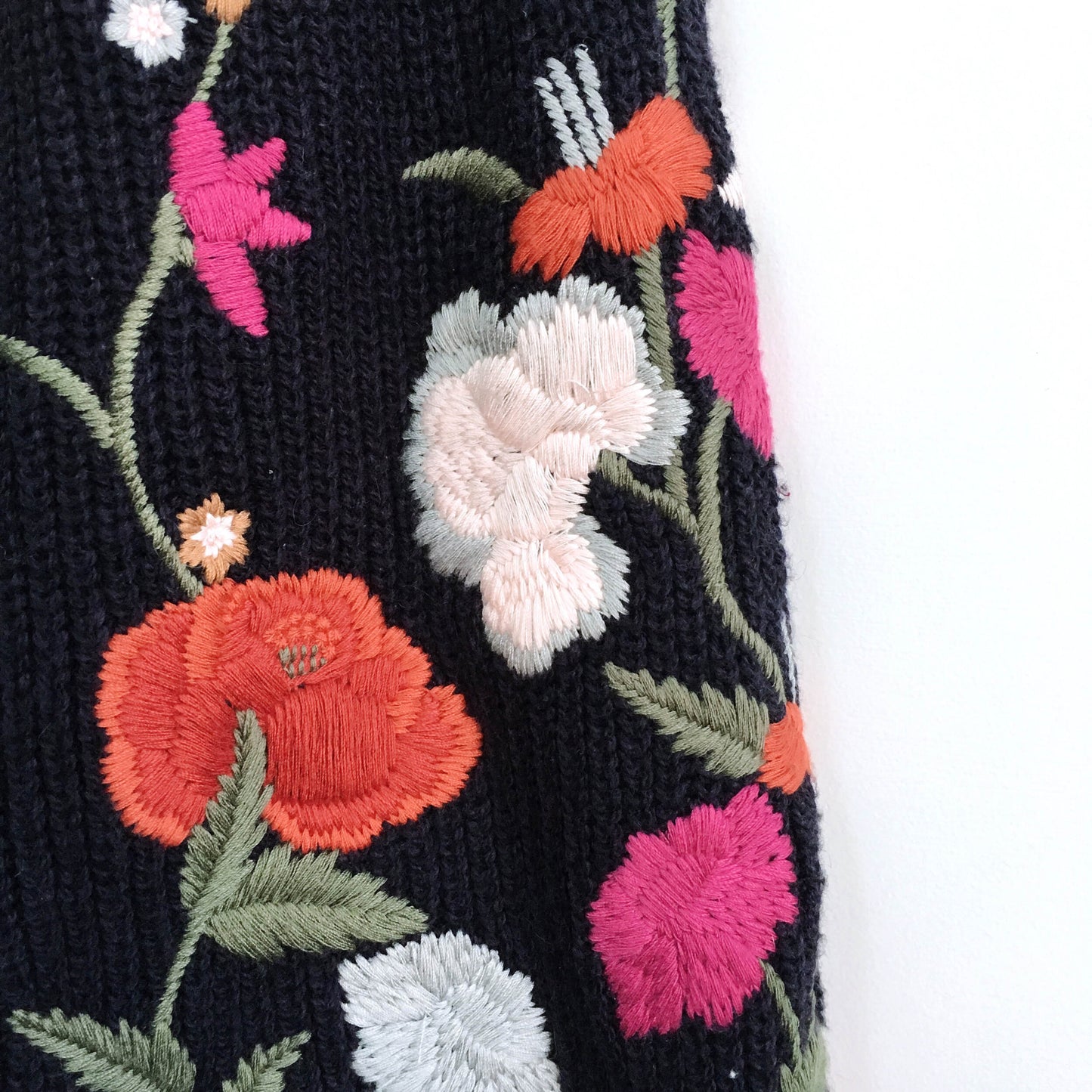 American Eagle Embroidered Sleeve Sweater - size Small