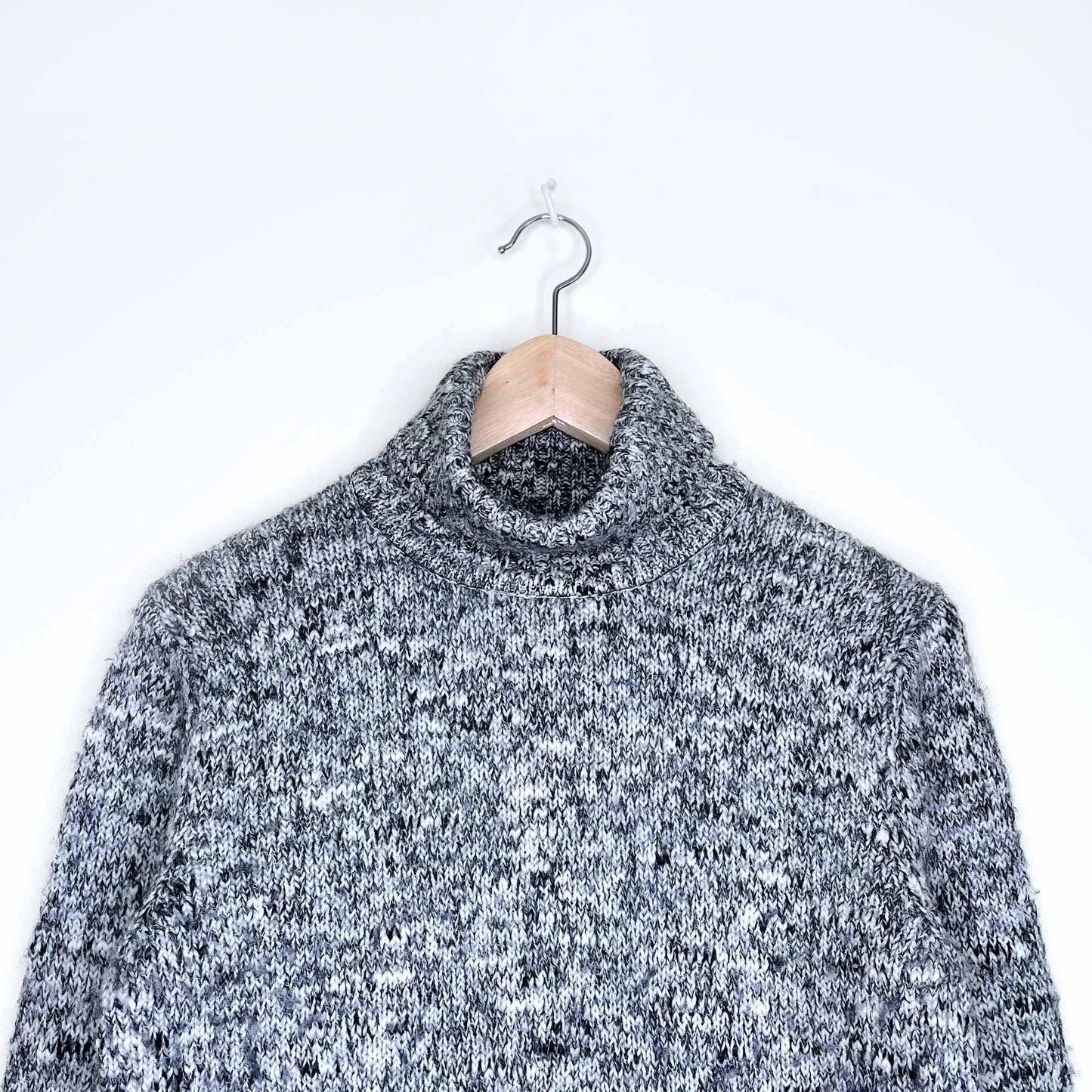 vintage ann taylor wool-blend heather turtleneck - size medium