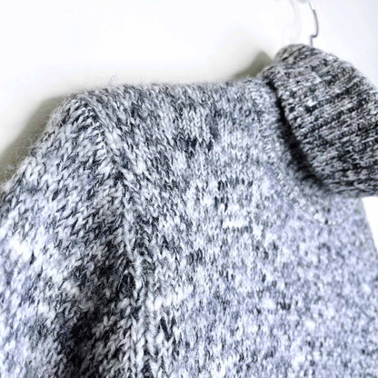 vintage ann taylor wool-blend heather turtleneck - size medium