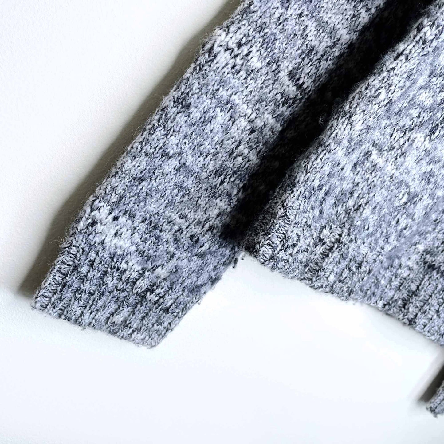 vintage ann taylor wool-blend heather turtleneck - size medium