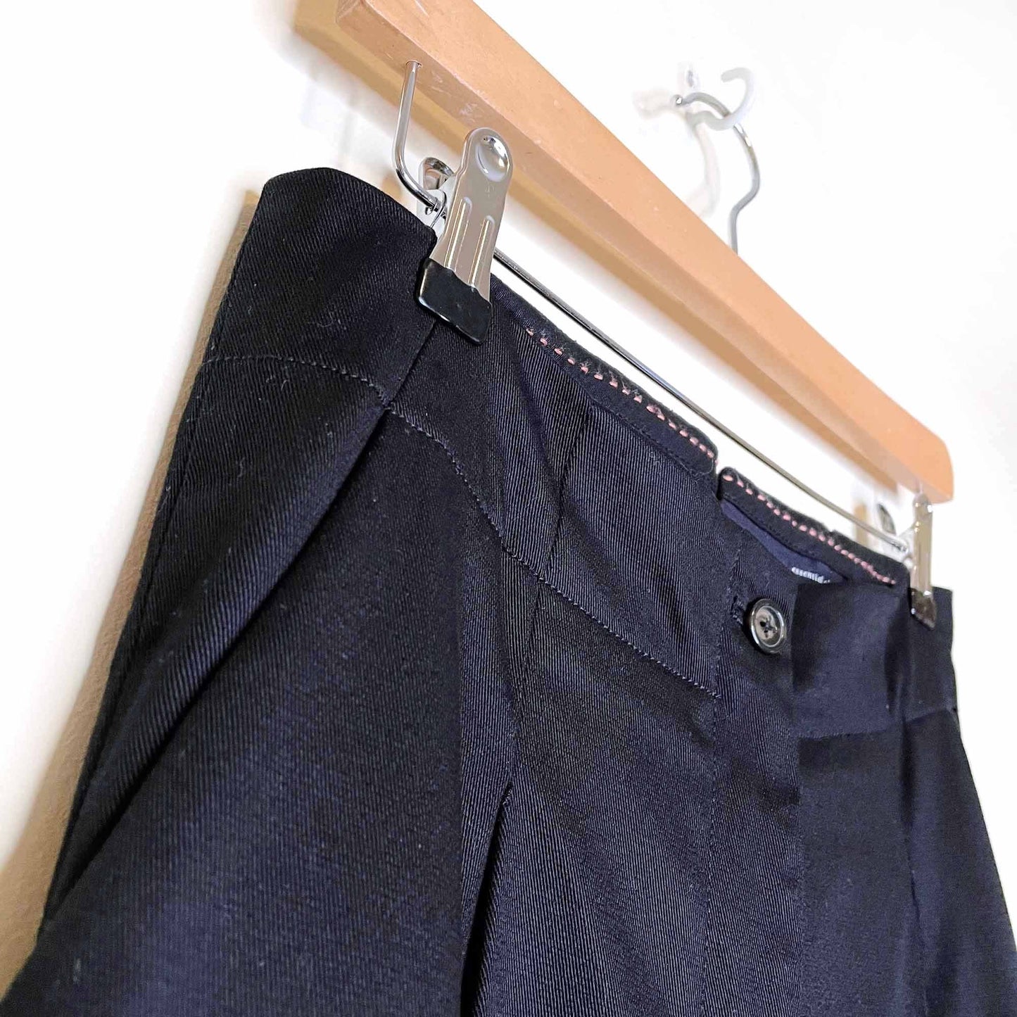 the essential wide leg high rise trouser by anthropologie - size 4