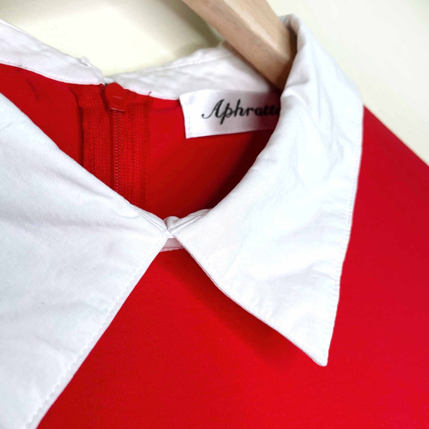 Aphratti red a-line dress with peter pan collar - size Large