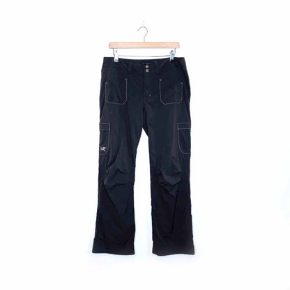 arc'teryx utility hiking cargo pants - size 12