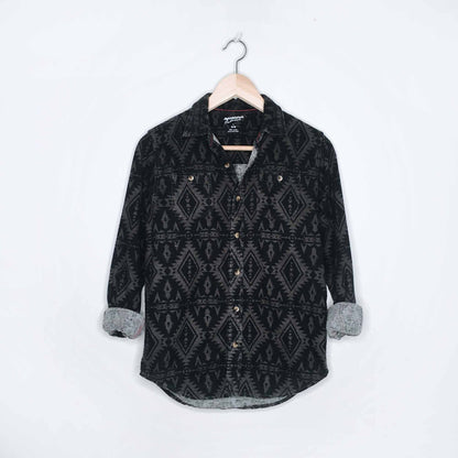 Arizona Jeans aztec navajo flannel button down shirt - size Youth Large