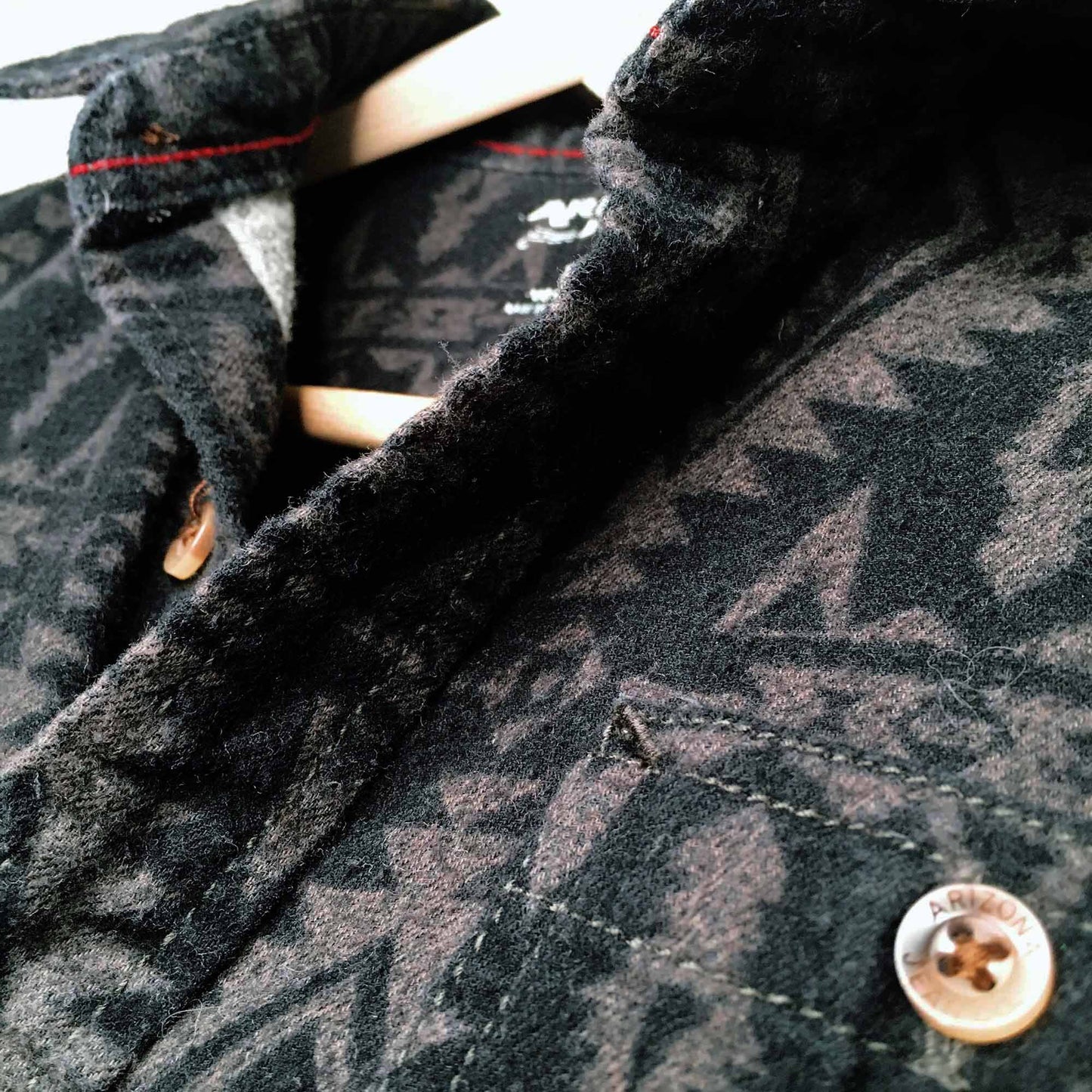 Arizona Jeans aztec navajo flannel button down shirt - size Youth Large