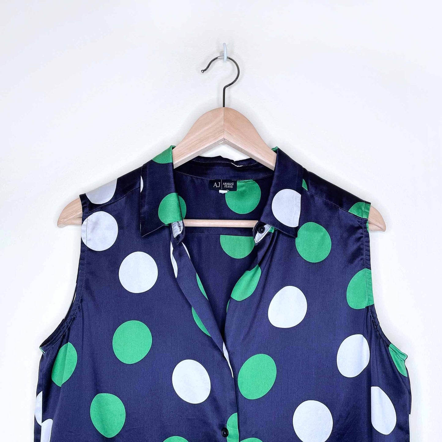 armani jeans polka dot sleeveless silk button down blouse - size medium