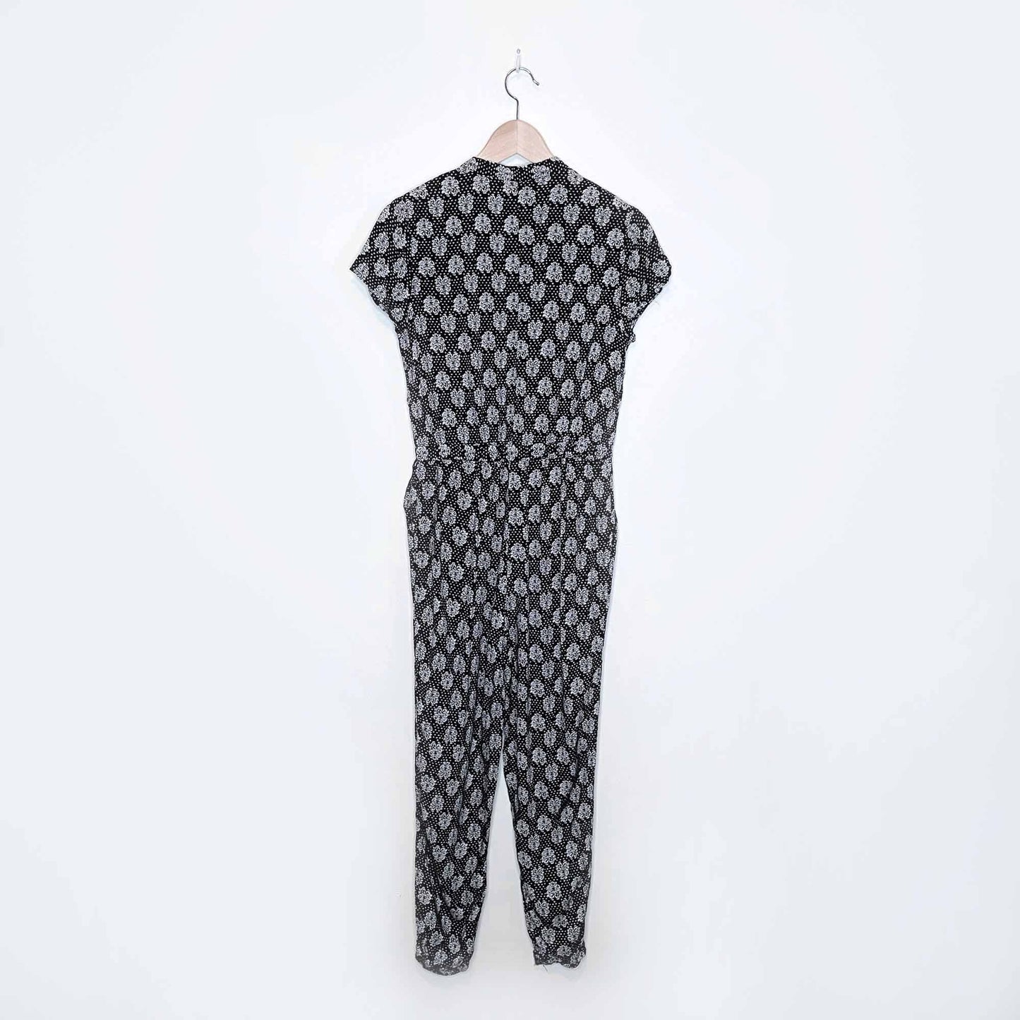 atmosphere damask pattern button down jumpsuit - size 10