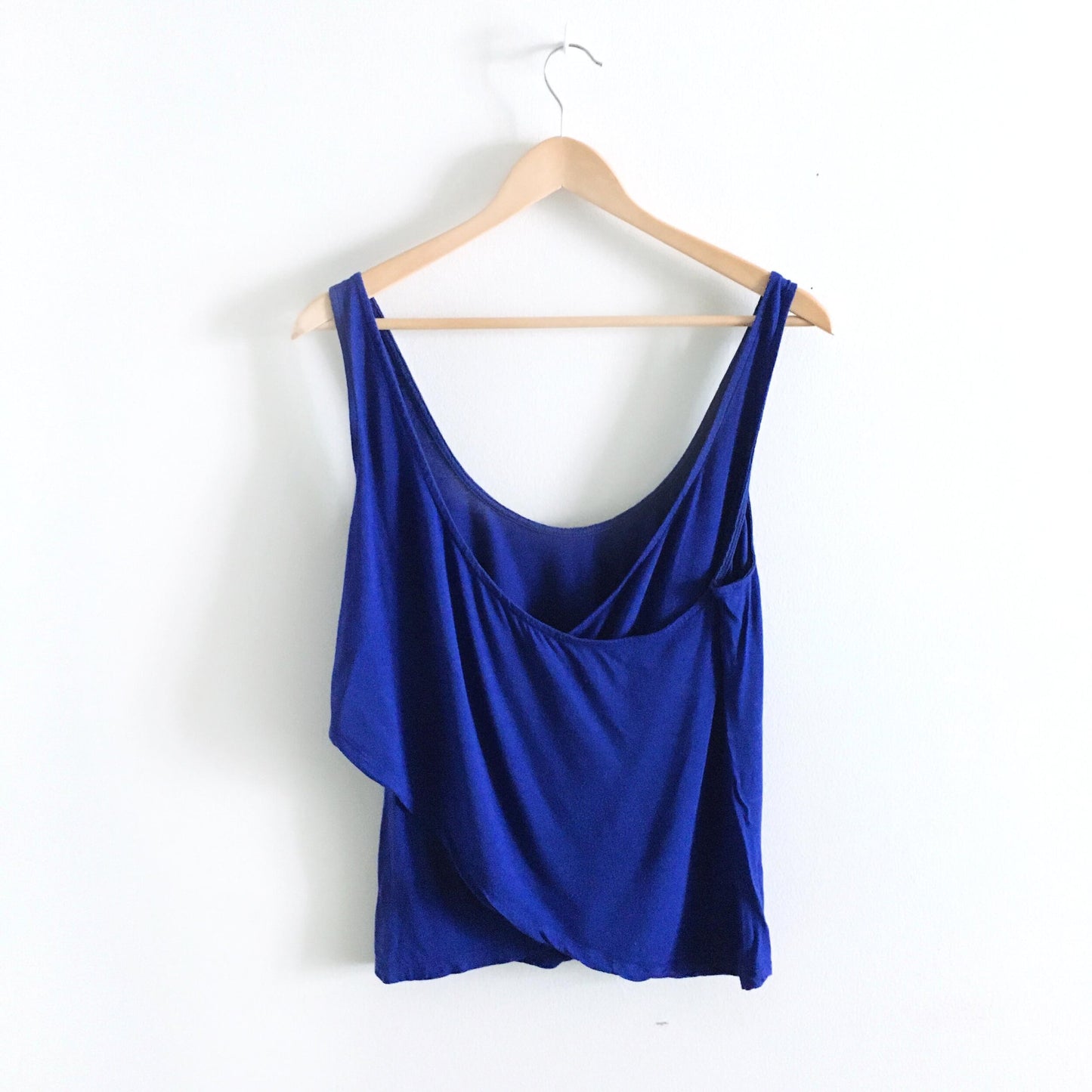 Babaton wrap-back crop tank - size Large