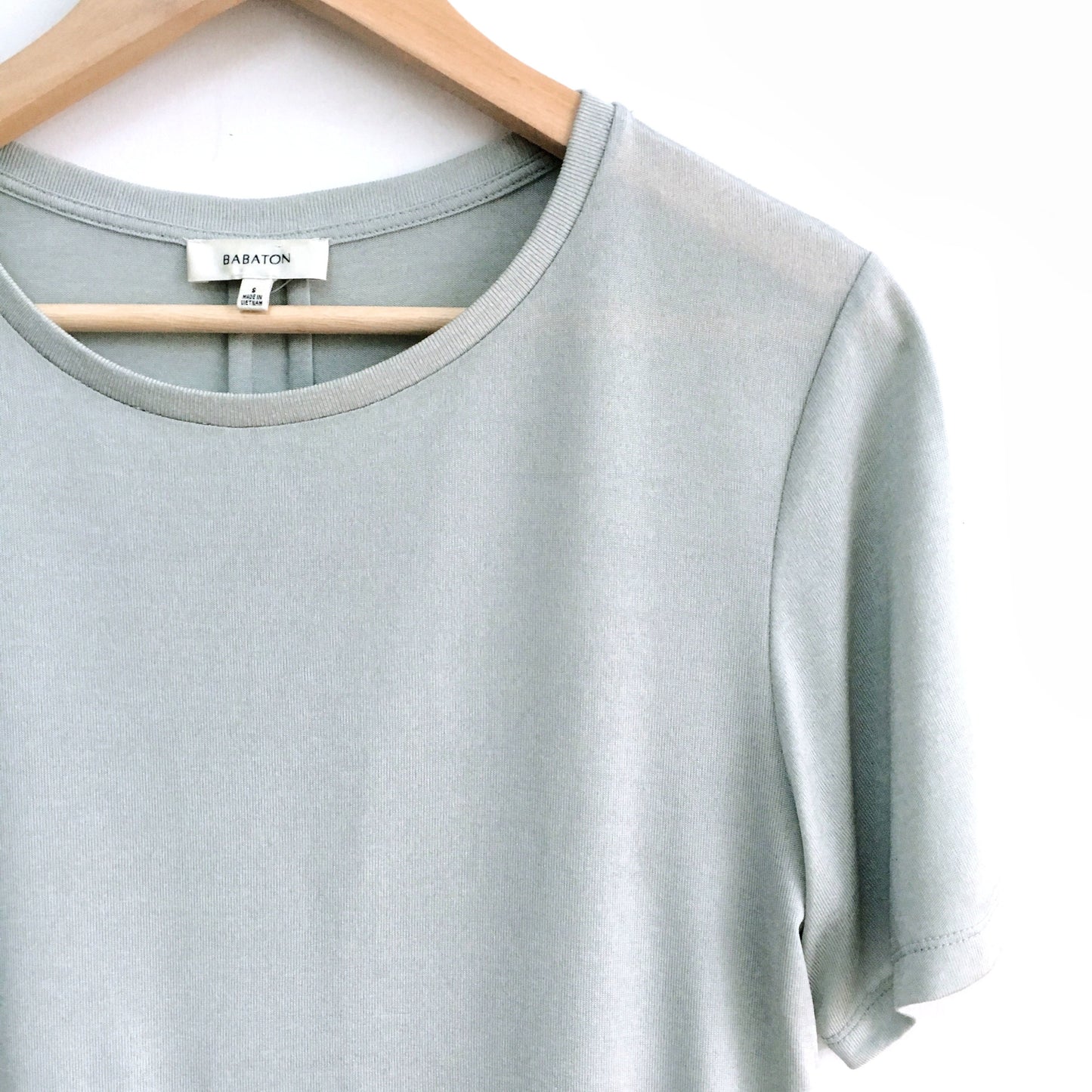 Babaton Landon T-shirt - size Small