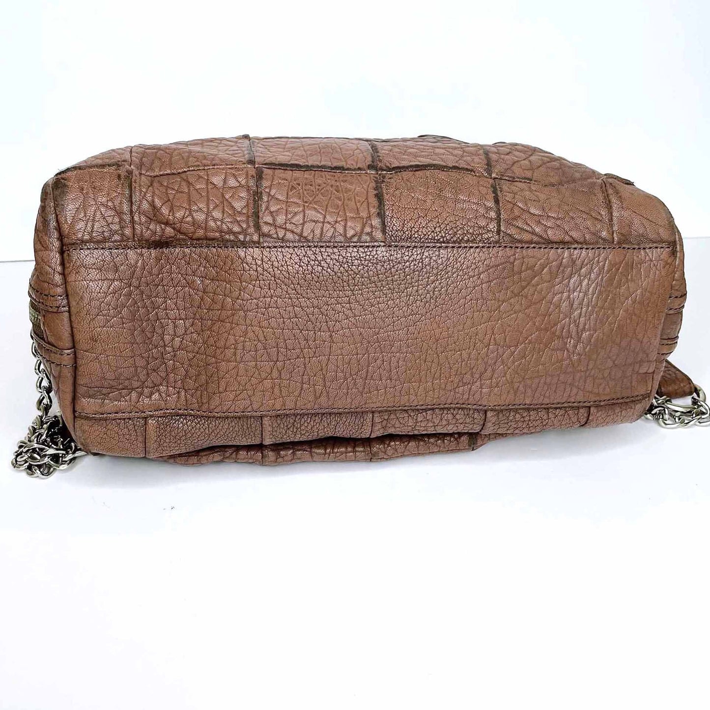 badgley mischka pebbled leather handbag with chain strap