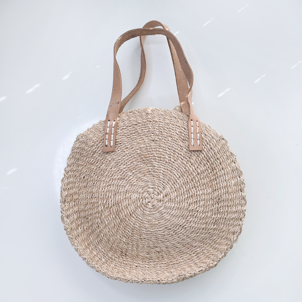 round summer rattan straw bag with leather handles